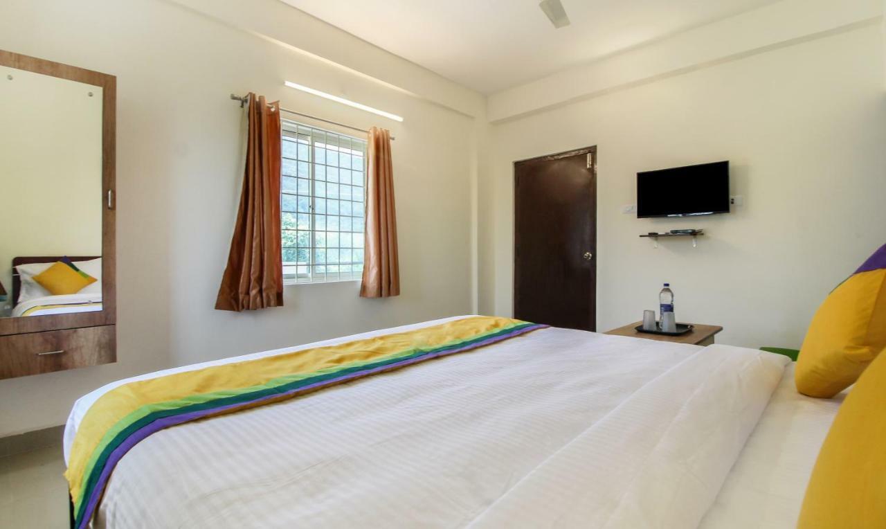 Itsy Hotels Riyas Grand Tirupati Extérieur photo