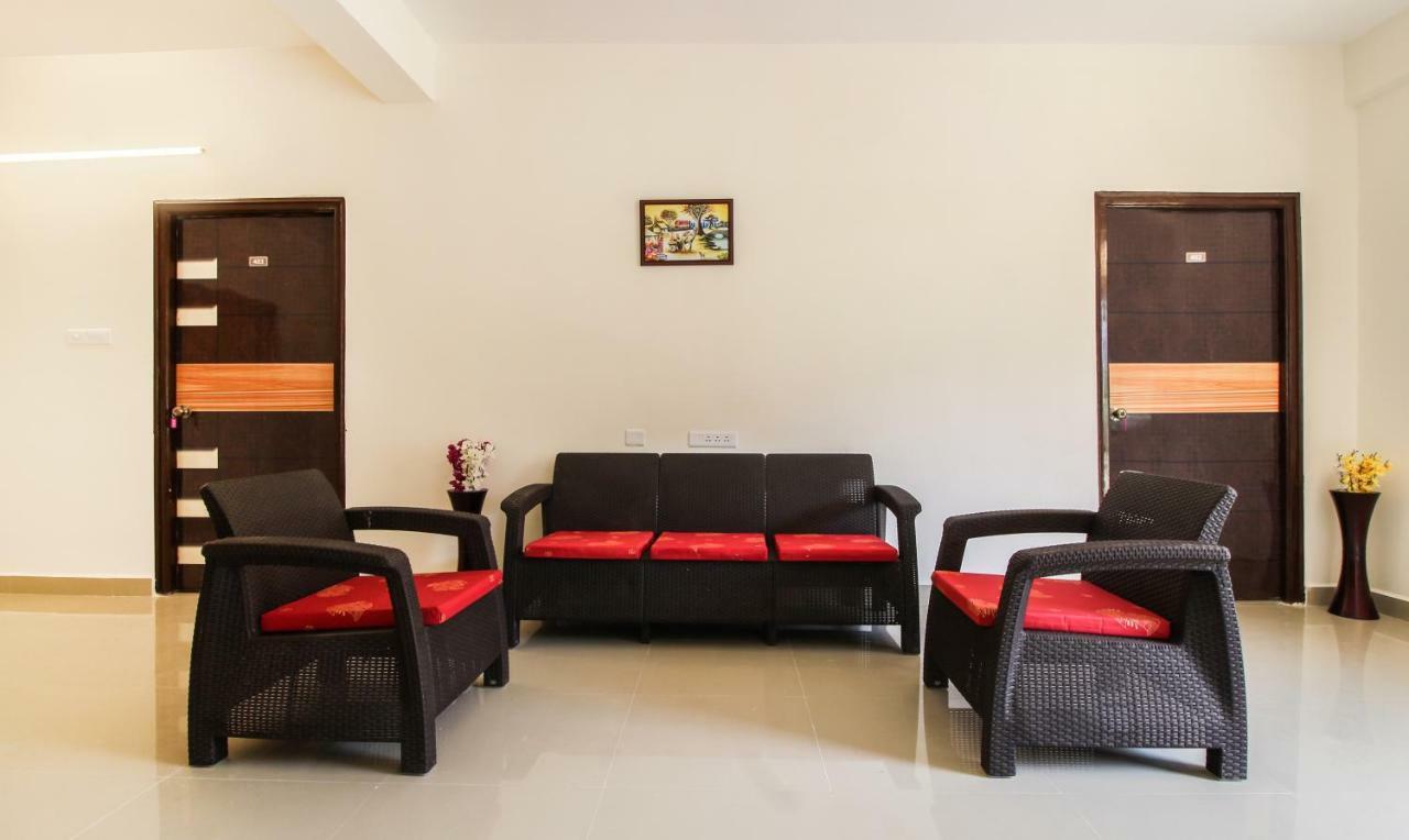 Itsy Hotels Riyas Grand Tirupati Extérieur photo