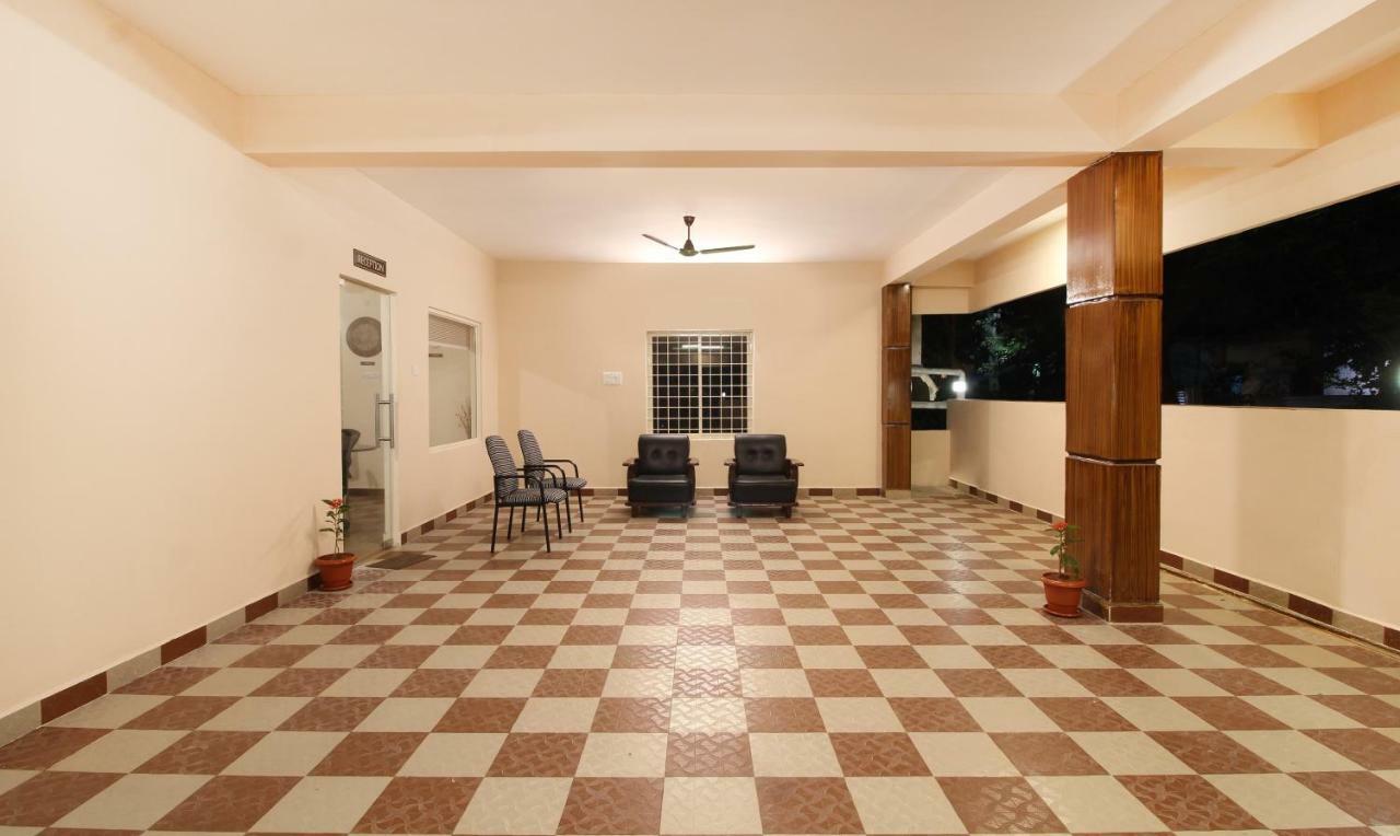 Itsy Hotels Riyas Grand Tirupati Extérieur photo