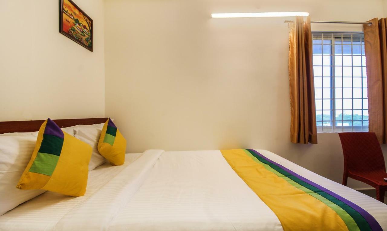 Itsy Hotels Riyas Grand Tirupati Extérieur photo